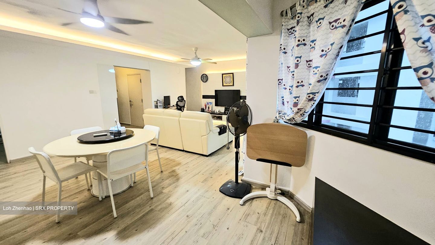 Blk 656A Jurong West Street 61 (Jurong West), HDB Executive #553552961